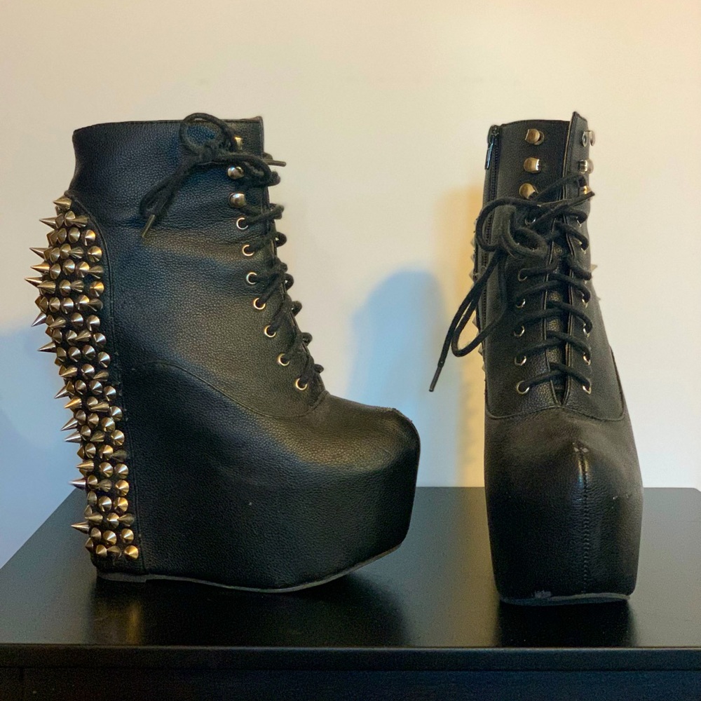 Jeffrey Campbell spiked Damsels